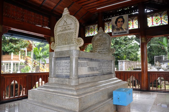 Kisah Perjuangan Cut Nyak Dhien, Ditangkap dan Meninggal di Pengasingan –  SinarPost.com