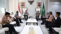 Bupati Aceh Utara Ismail A. Jalil dan rombongan melakukan audiensi dengan Menteri Agama (Menag) Nasaruddin Umar di Jakarta, Kamis (11/6/2026). Dalam pertemuan tersebut, Bupati yang akrab disapa Ayah Wa itu menyampaikan kondisi sejumlah pesantren dan sekolah keagamaan yang masih membutuhkan dukungan sarana pembelajaran.
