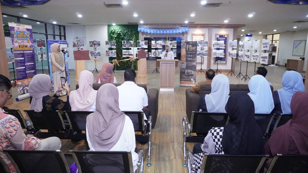 Pameran Arsip Tsunami bertajuk "PIJAR: Cahaya Keteguhan, Kompas Masa Depan" digelar di Mal Pelayanan Publik (MPP) Kota Banda oleh Balai Arsip Statis dan Tsunami (BAST). Pameran ini berlangsung berlangsung di Lantai 3 Gedung Pasar Aceh dari tanggal 8-12 Juni 2026.